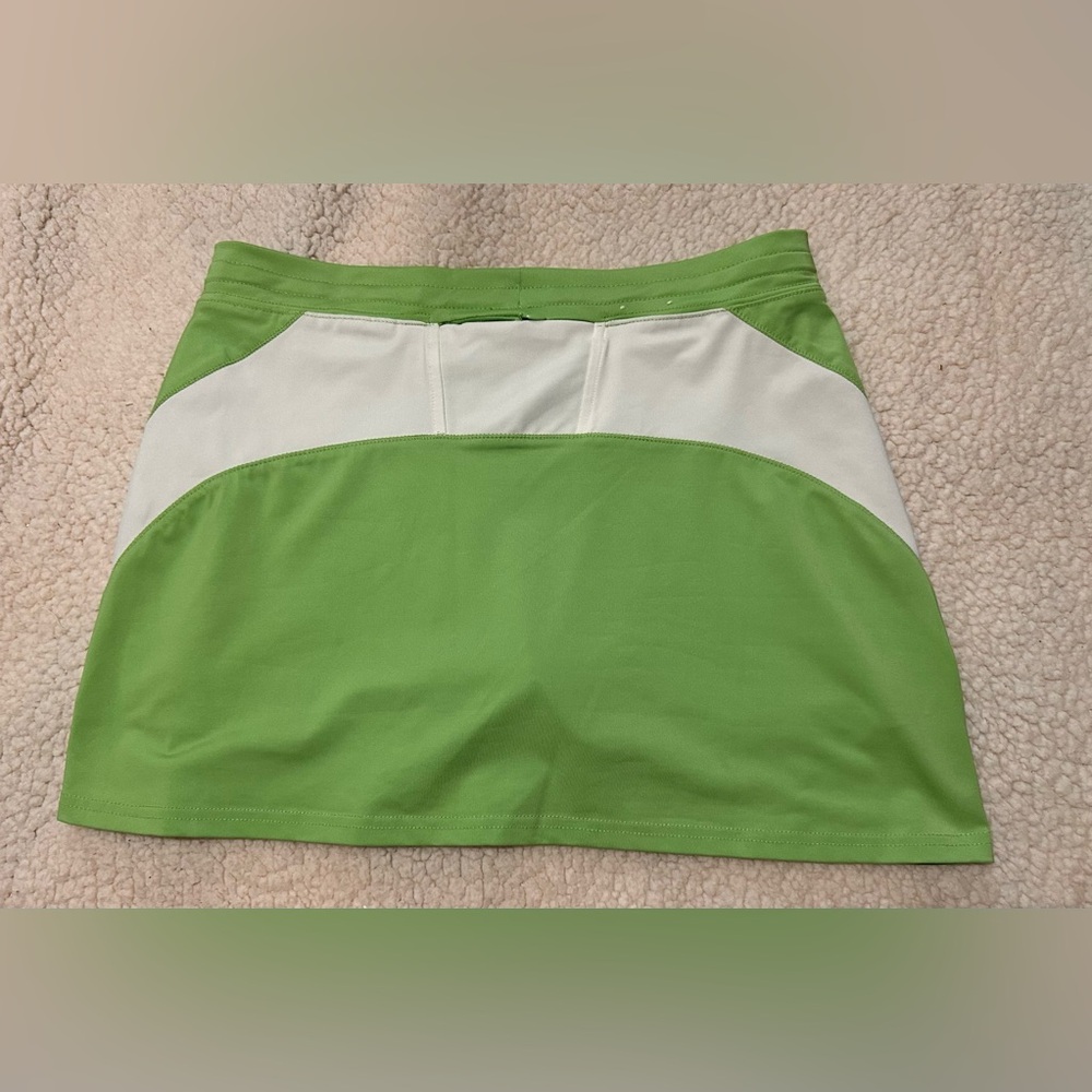Green and white World Wide Sportsman women’s athletic skort size M - Picture 2 of 7